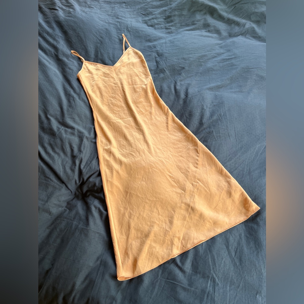 Aritzia orange satin midi dress, size xxs